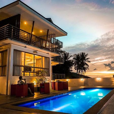 Av Suites Puerto Galera Luaran gambar