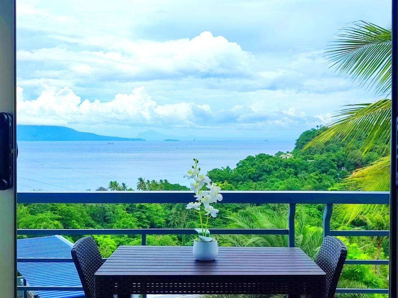 Av Suites Puerto Galera Luaran gambar