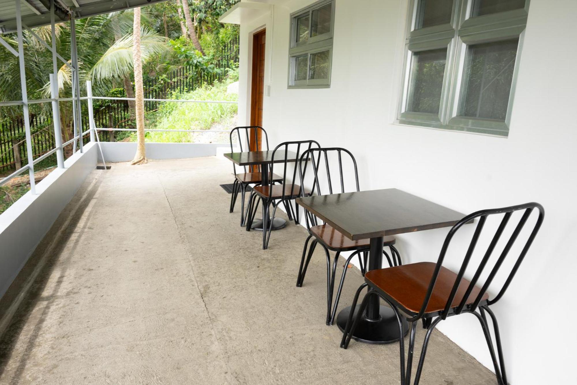 Av Suites Puerto Galera Luaran gambar