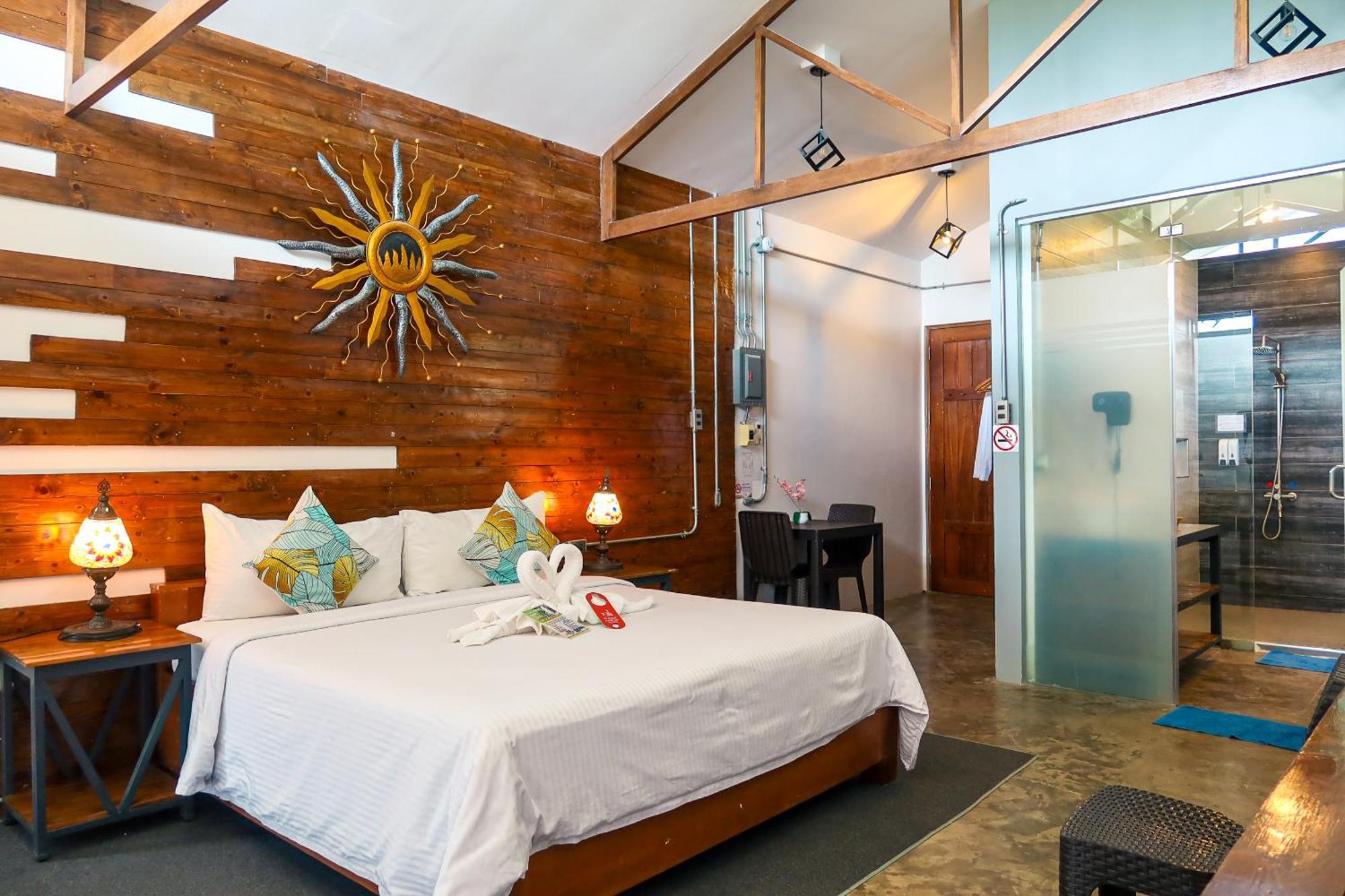 Av Suites Puerto Galera Luaran gambar